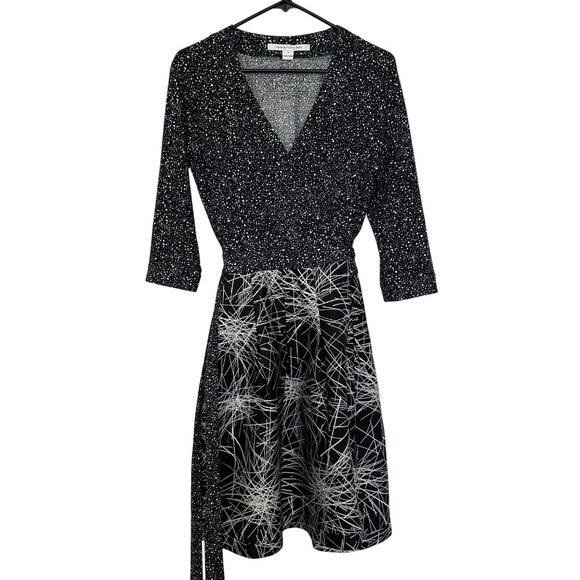 Diane von Furstenberg Wool Silk Wrap Dress Size 8 Black White Abstract Print - Picture 1 of 14